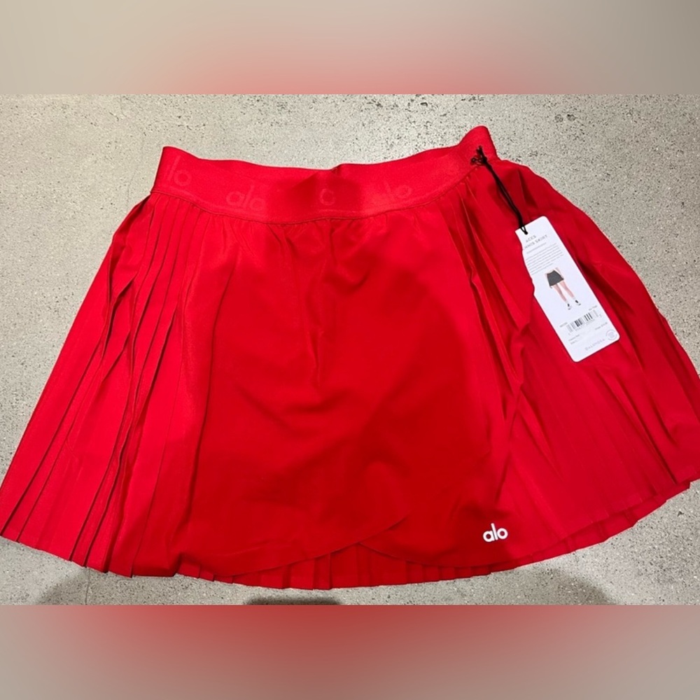 NWT aces classic red skirt alo yoga large